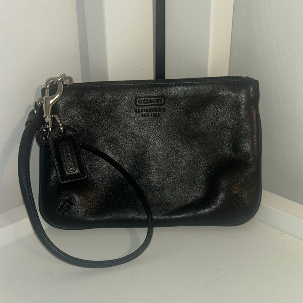 - Coach Black Metallic Leather Wristlet Clutch
